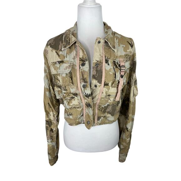 Da-Nang Women's  Khaki & Green Camo & Floral Cropped Jacket - Picture 1 of 6